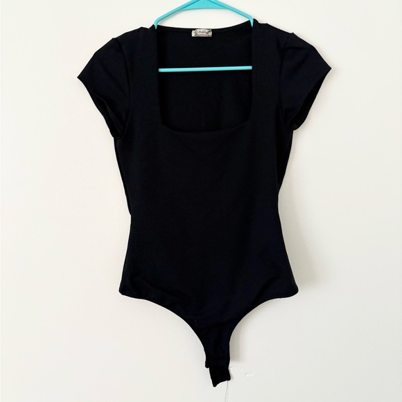 Free People Black Square Eyes Short Sleeve Thong Bodysuit Size Small - Picture 7 of 11